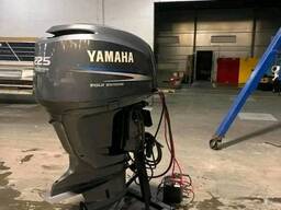 Motore fuoribordo a 4 tempi da 115 CV