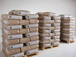 Pellets di legno ENA1 di alta qualità, certificati secondo lo standard EN PLUS A1