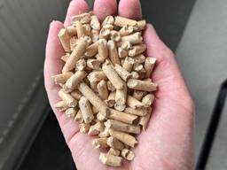Продам древесные пеллеты А1 (premium), 15кг (wood pellets)