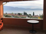 Продажа квартиры в Италии с видом на озеро Гарда