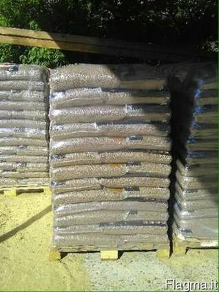 Пеллеты древесные 6-8мм. Producer sells wood pellets 6-8mm